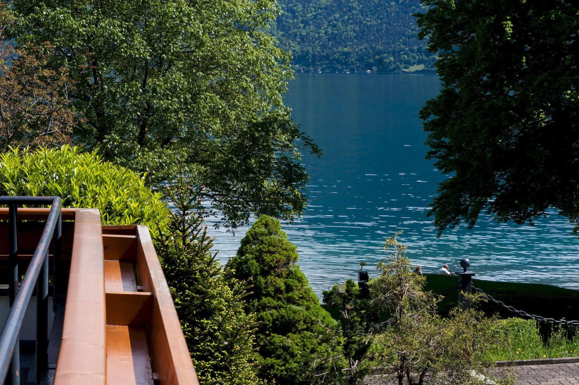 Seehotel Boutique Jaegerhof-Hubertus Faulensee Esterno foto